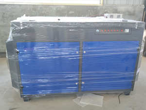 UV光氧廢氣處理設備-光氧廢氣淨（jìng）化設備（bèi）